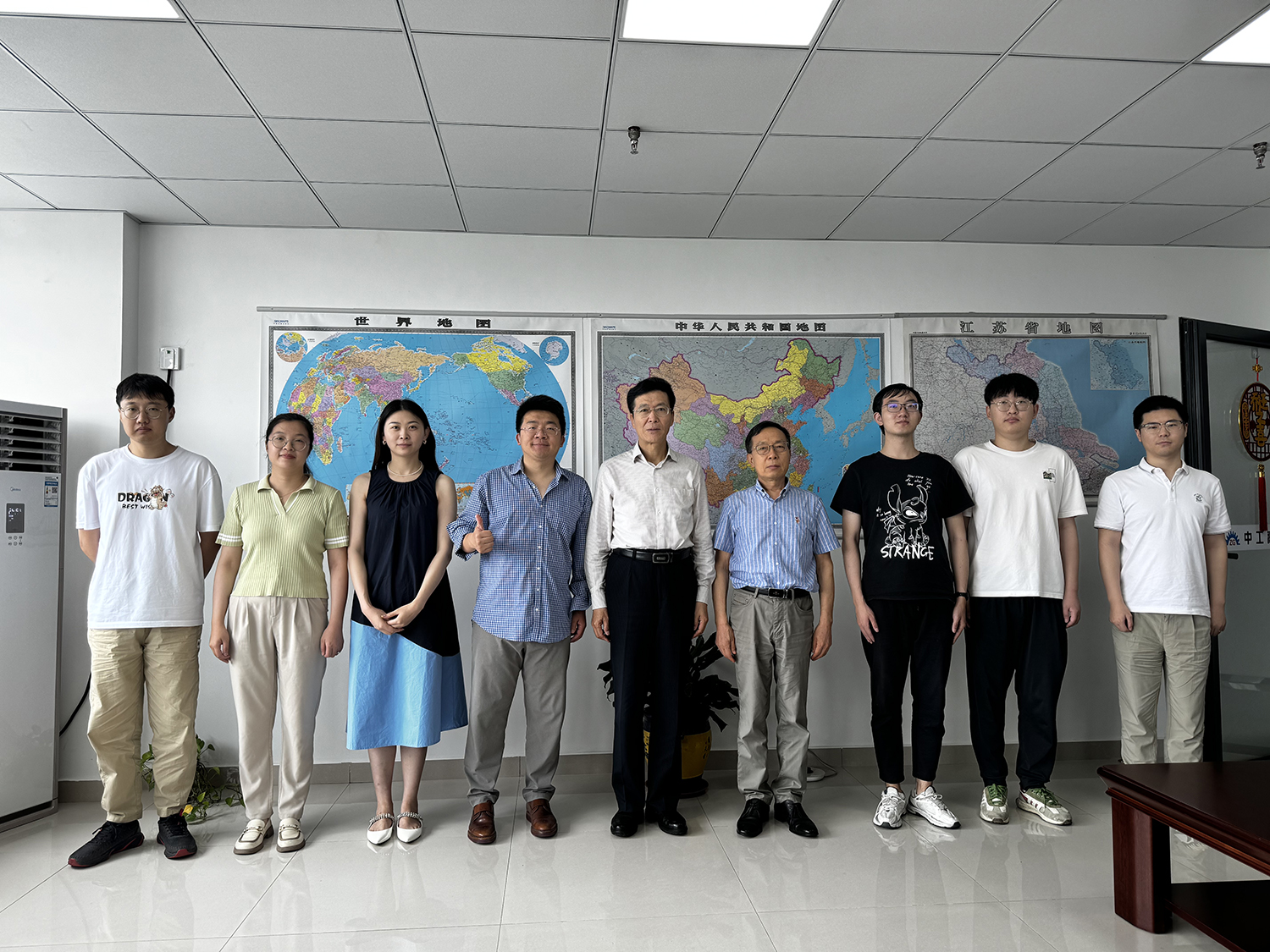 中国机电一体化技术应用协会李亚平会长莅临我院指导工作